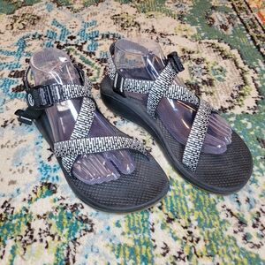 Chaco Z/1 Cloud Black & White Outdoor Hiking Sandal, Size Womens 10